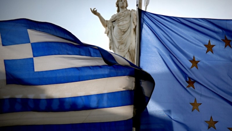 FT: Αφού οι Ελληνες διάλεξαν την φτώχεια, ας μην τους σταθούμε εμπόδιο