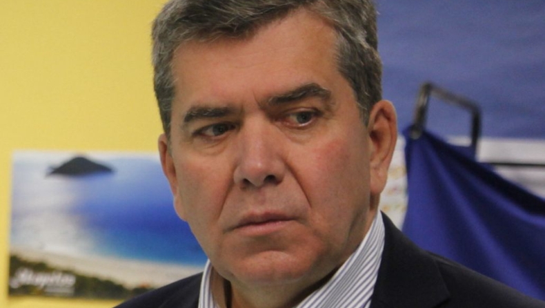 Βόμβα Μητρόπουλου: Ούτε η πρόταση του Μαξίμου περνάει από τη Βουλή