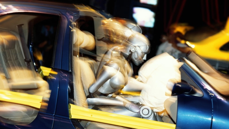 Το χαρακίρι με τους αερόσακους