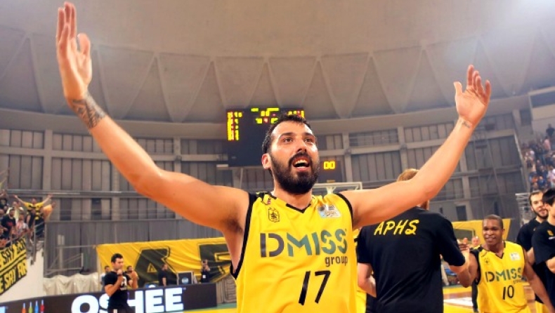 Σίμτσακ: «Ρόλο-κλειδί το οικογενειακό κλίμα»