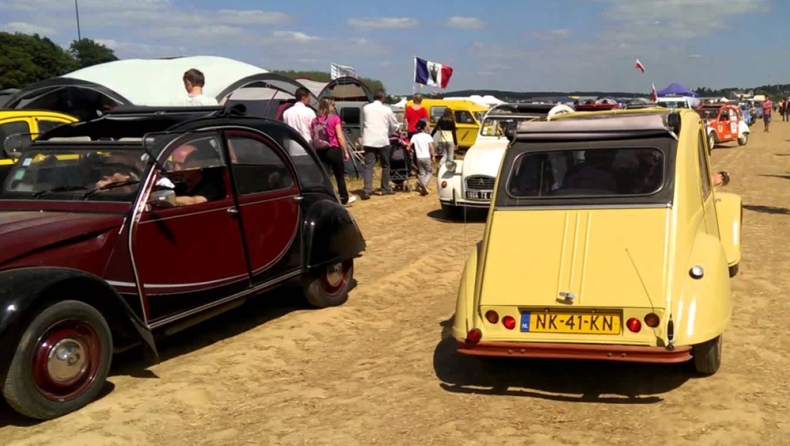 Στη φωλιά των… 2CV (video)