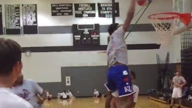Bullying... in your face! (vid)