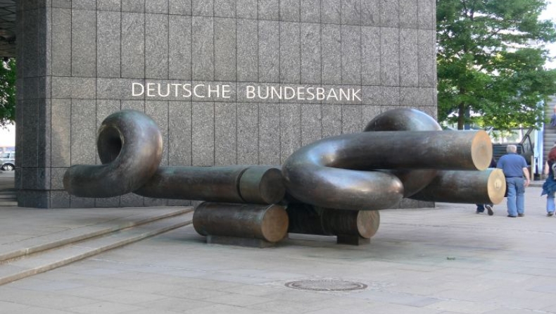 Bundesbank: Κρίσιμη η κατάσταση των ελληνικών τραπεζών