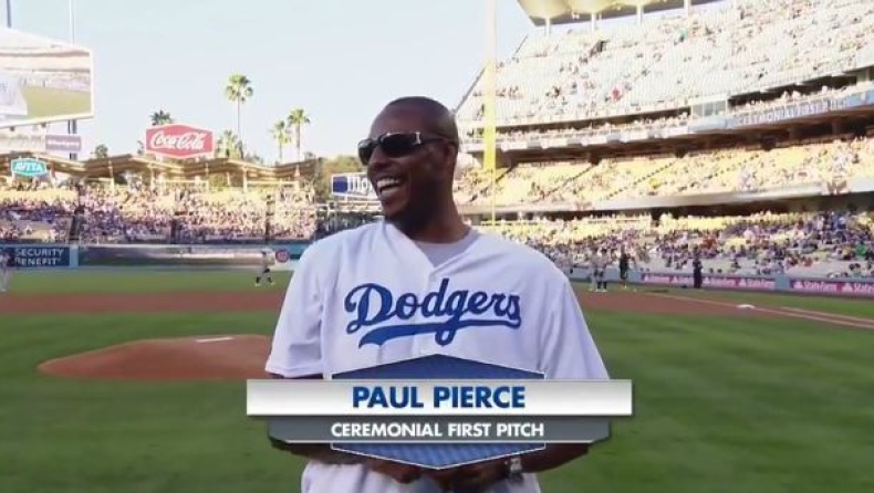 Γιούχαραν τον δικό τους πια Πιρς! (vid)