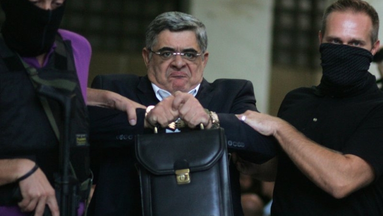Η Χρυσή Αυγη ψηφίζει "Οχι" (pic)