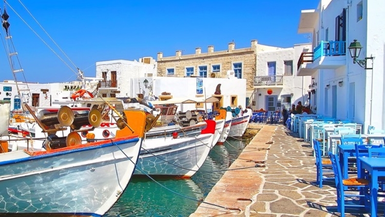 Δέκα λόγοι για να επιλέξεις Πάρο!