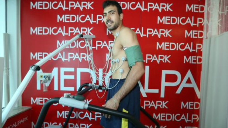 Πέρασαν ιατρικά Σλούκας & Άντιτς (pics)