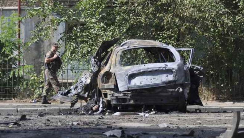 Αιματηρή έκρηξη παγιδευμένου οχήματος στο Κάιρο