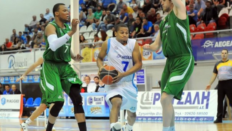 Έφτασε για τον Άρη ο Γουότερς (pic)