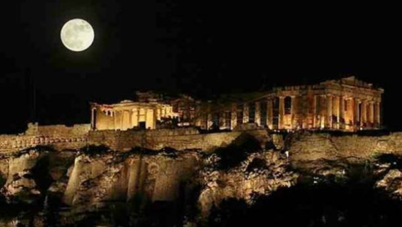 Acropolis Museum celebrates August full moon with tango