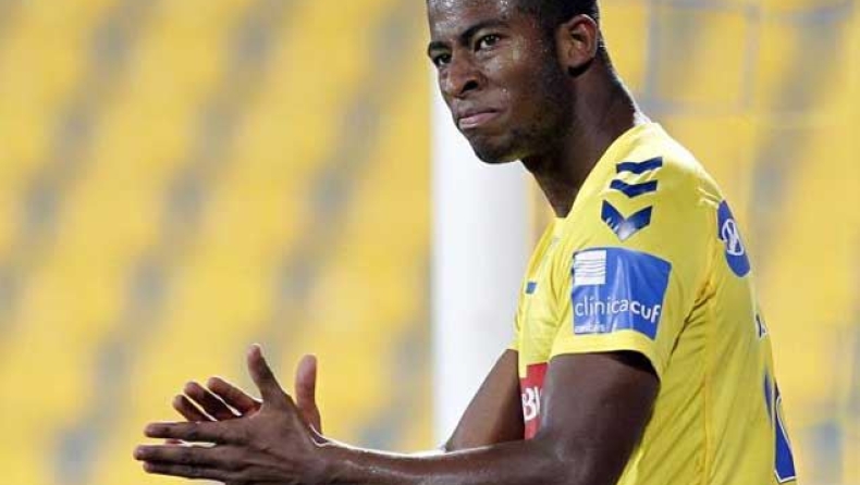 Στον Ολυμπιακό ο Σεμπά