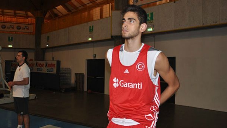 Non-stop ο 18χρονος Κορκμάζ