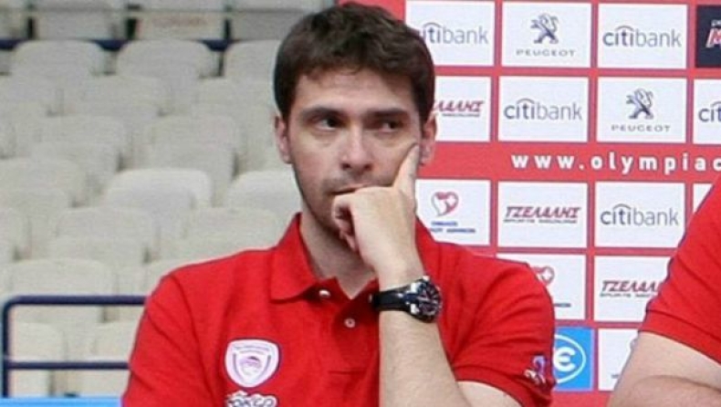 Μαρμαρινός: «Η ομάδα μας ετοιμάζεται για μαραθώνιο»