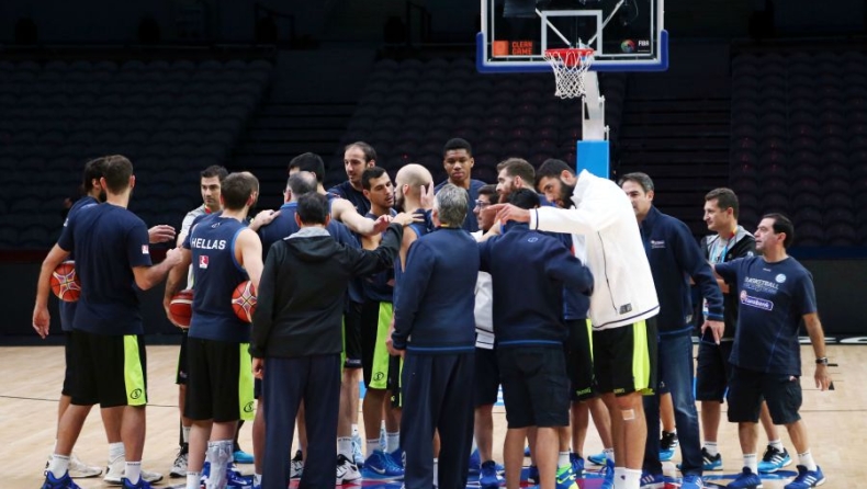 Σοβαροί & προσηλωμένοι (vid & pics)