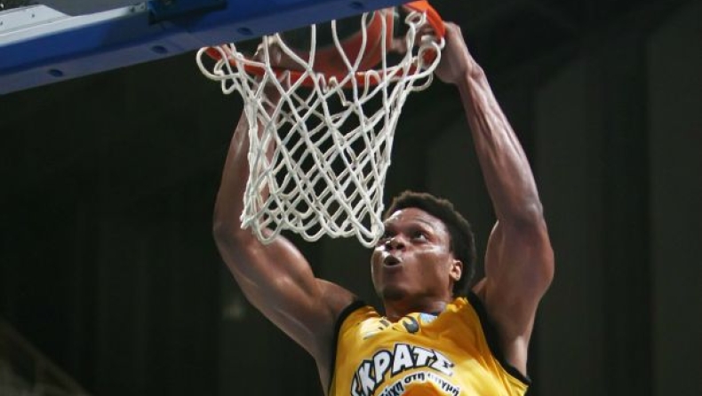 Προς την έξοδο ο Όρτον