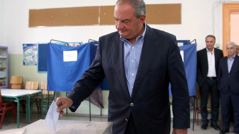 Ο Καραμανλής καταλύτης των εξελίξεων για την ηγεσία της ΝΔ