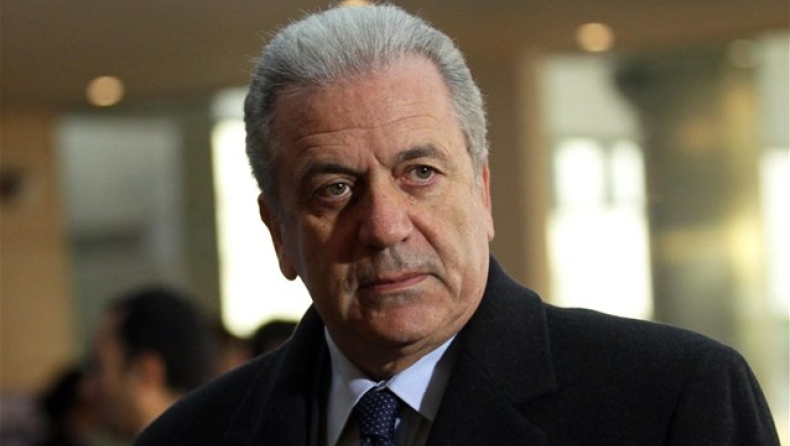 EU's Timmermans, Avramopoulos in Athens on Thursday to discuss refugee process centre in Piraeus