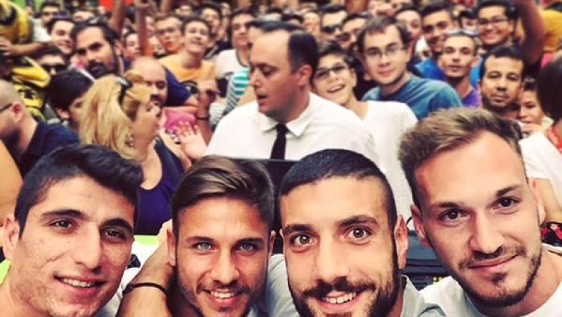 Αποθεώθηκαν οι παίκτες στη ΑΕΚ! (pics)