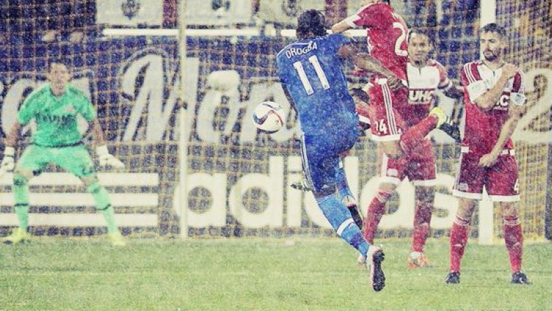 Η βολίδα του Ντρογκμπά ήθελε... λίγη βοήθεια (vid)