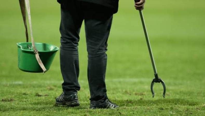 Αφησαν τη μπάλα, σήκωσαν τα φτυάρια!