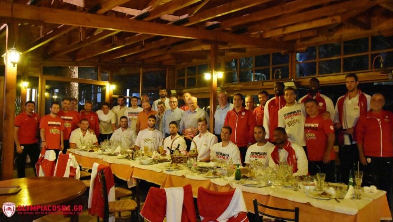 Η... βόλτα Ολυμπιακού στο Μέτσοβο (pics)