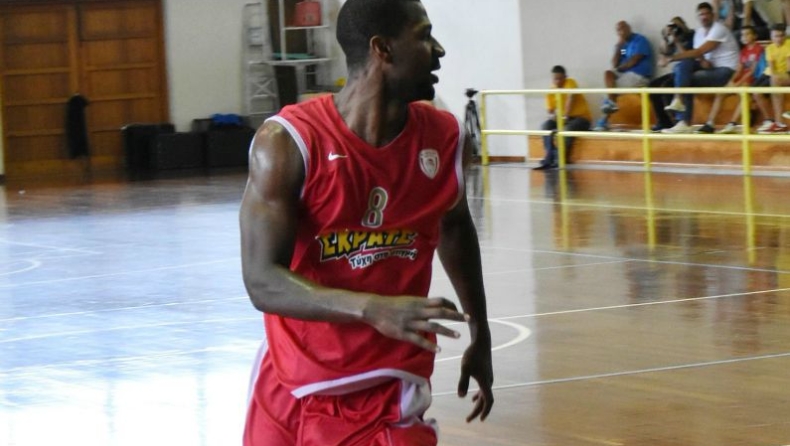 Το πρώτο καλάθι του DJ Στρόμπερι (vid)