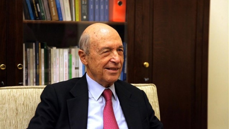 Κ. Σημίτης: Να συσπειρωθούν οι δυνάμεις της ανανέωσης