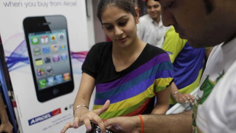 H Apple ανοίγει τα πρώτα της καταστήματα στην Ινδία