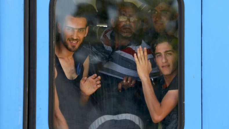 Η μαζική μετανάστευση βλάπτει τη Βρετανία