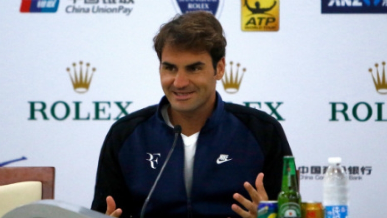 Κερνάει πίτσα!