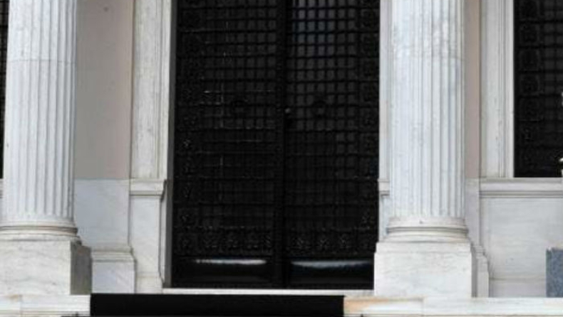 Αισιοδοξία για ηπιότερη ύφεση και ελάφρυνση μέτρων