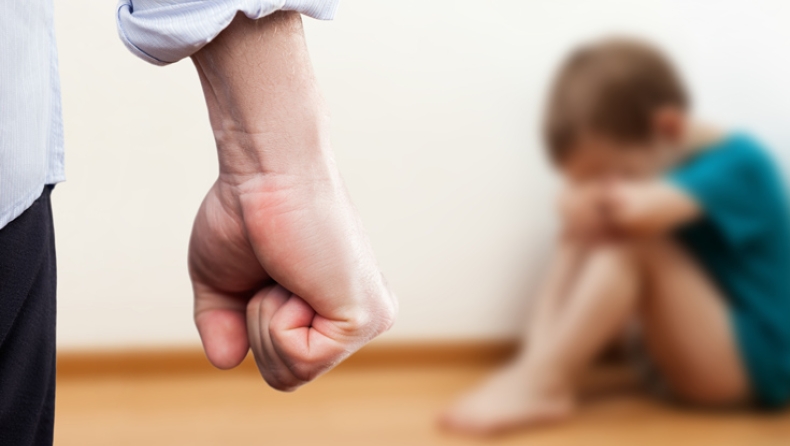 Οι αρρωστημένες τιμωρίες παιδιών που σόκαραν τον κόσμο