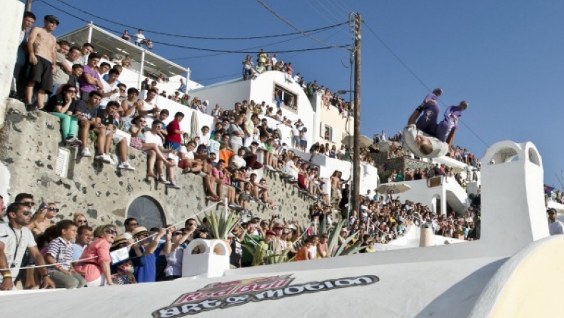 Red Bull 'Art of Motion' 5th Edition Freerunning Competition on Santorini this Saturday