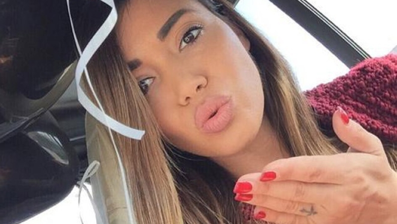 H Όλγα Φαρμάκη κυκλοφορεί ελεύθερη! (pics)