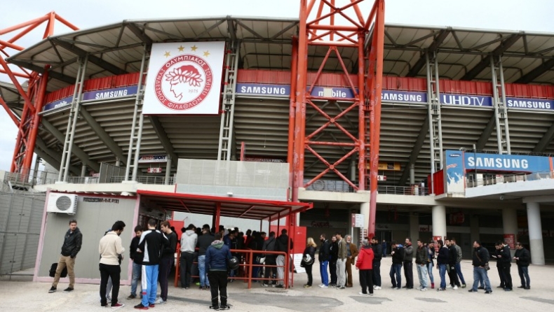 Τα τελευταία εισιτήρια την Τρίτη στα εκδοτήρια