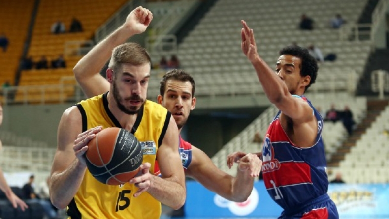 Επέστρεψε ο Σαρικόπουλος