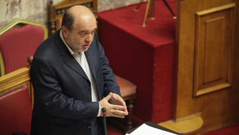 Επέκταση ηλεκτρονικών συναλλαγών προανήγγειλε ο Αλεξιάδης