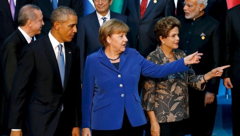 Είμαστε ενωμένοι απέναντι στην τρομοκρατία, λέει η Μέρκελ