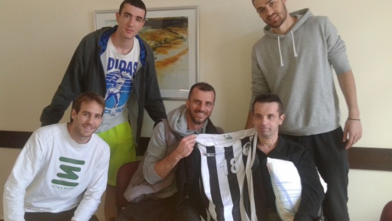 Μοίρασαν χαμόγελα οι παίκτες του Απόλλωνα