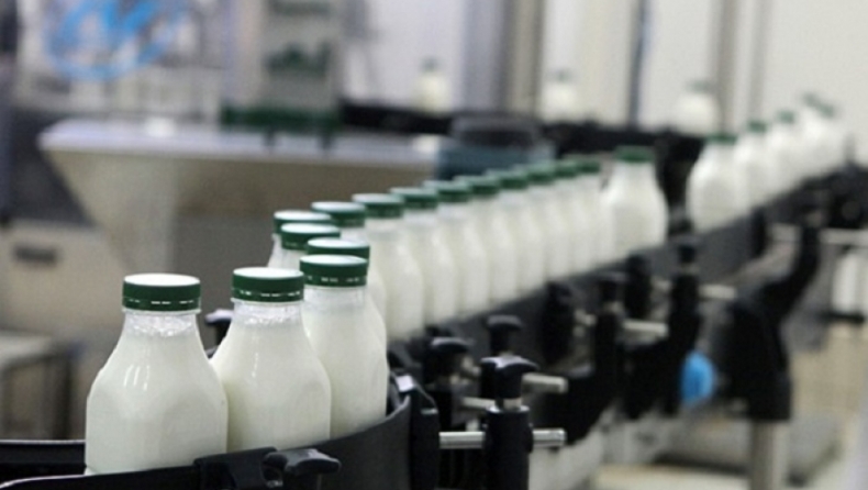 Eπαναλειτουργεί το ΑΤΜ γάλακτος στην Αθήνα