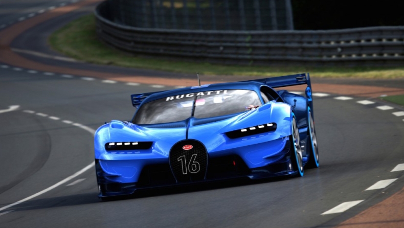 Στο δρόμο η Bugatti Chiron (video)