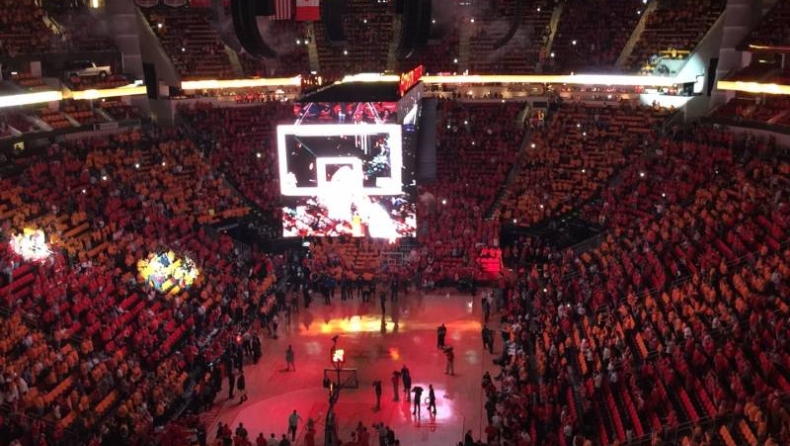 Ρόκετς - Σίξερς 116-114 (pics & vids)