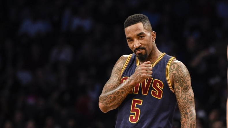 «Ο Τζέι Αρ Σμιθ προσπάθησε να με πνίξει»