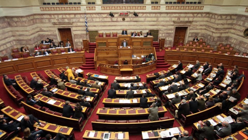 Μείωση 10% των βουλευτικών αποδοχών
