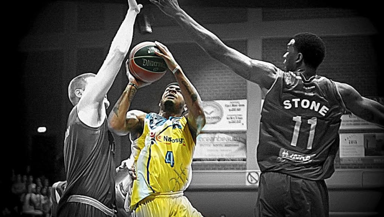 Ο Μπράντον Γιανγκ οδηγεί το Λαύριο!