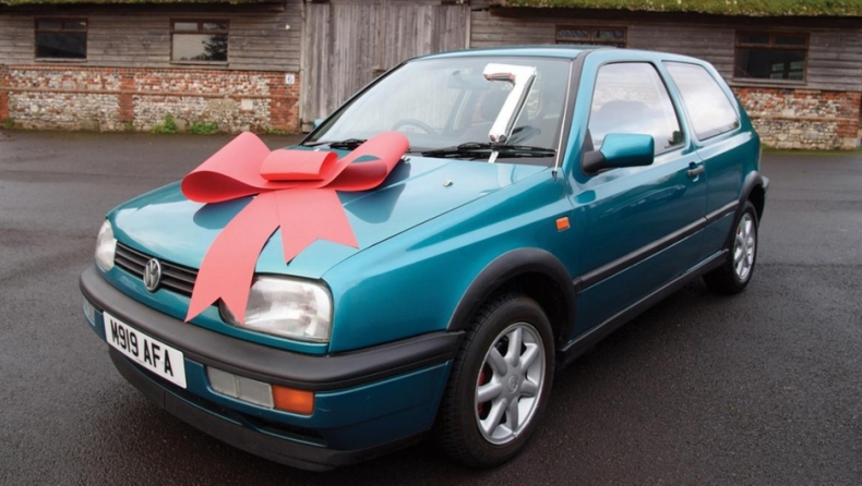 Αγοράστε το πρώτο Ι.Χ. του Μπέκαμ