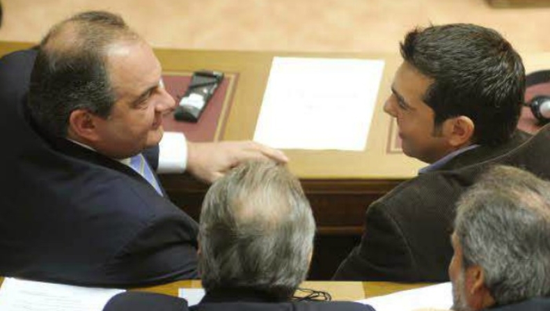 Οι άγνωστες λεπτομέρειες του τηλεφωνήματος Καραμανλή σε Τσίπρα