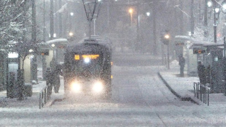 Bad weather hits Greece with snow and low temperatures