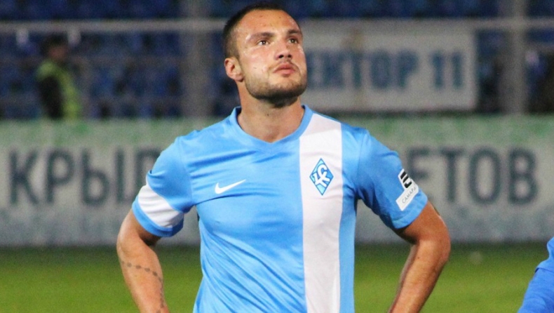 Προτάθηκαν Μολό και Ντονγκού στην AEK
