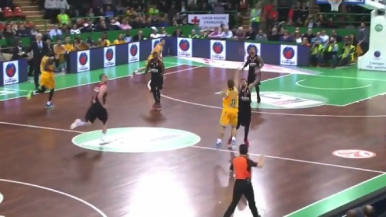 Σάφαρτζικ απ' το... σπίτι του! (vid)